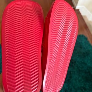 MCM Women’s Big Logo Rubber Slides